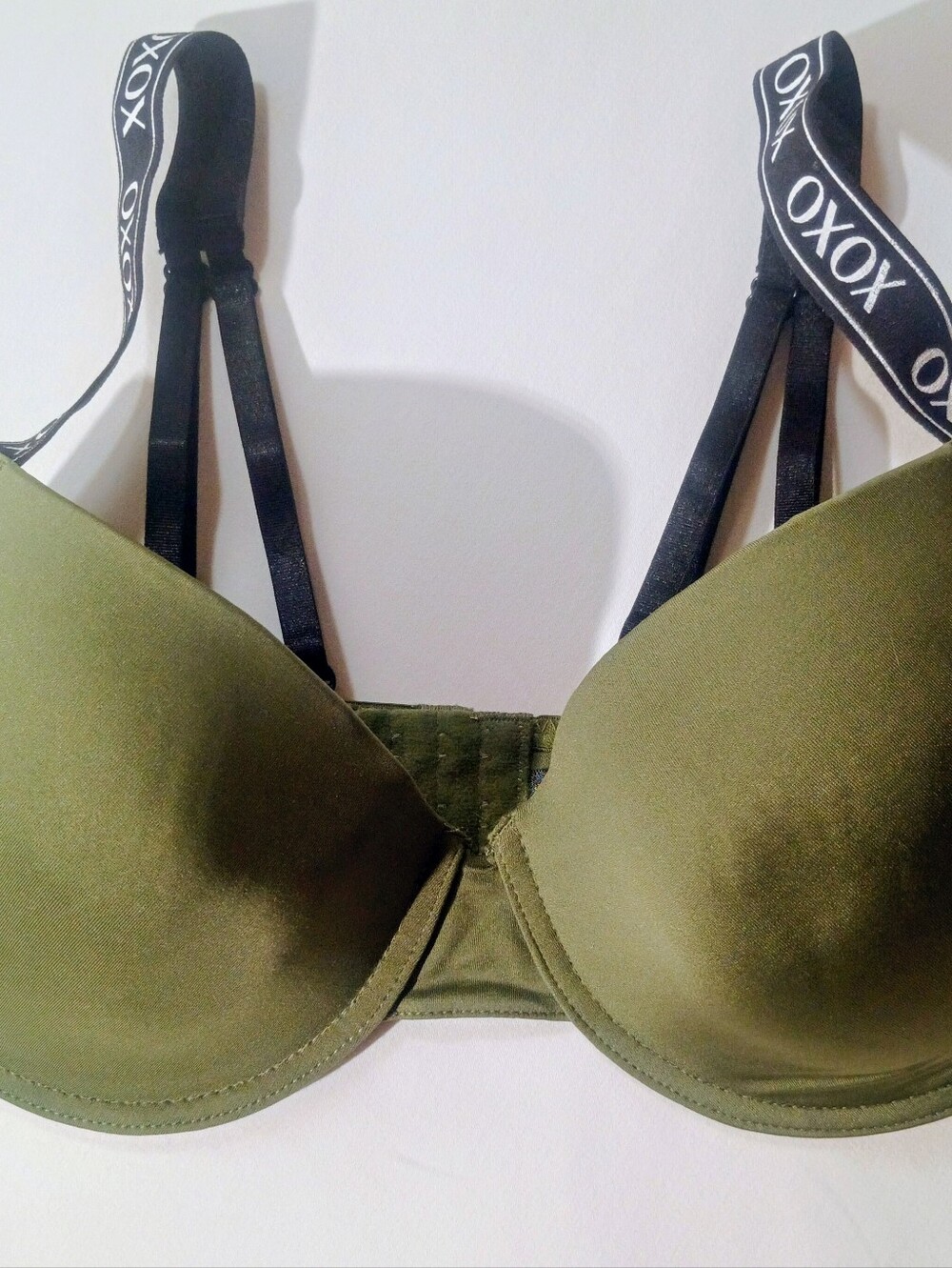XOXO 36D Olive Green NWOT Padded Underwire T-Shirt Bra with Branded Logo Straps
